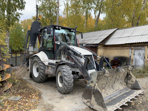 Аренда экскаватора-погрузчика JCB 446 для ландшафтных работ